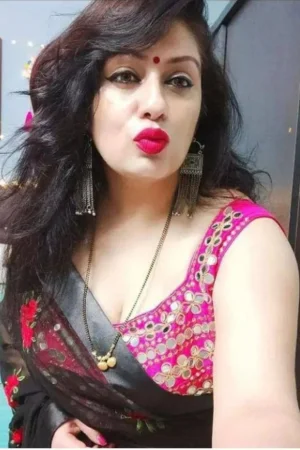 Simran Escort